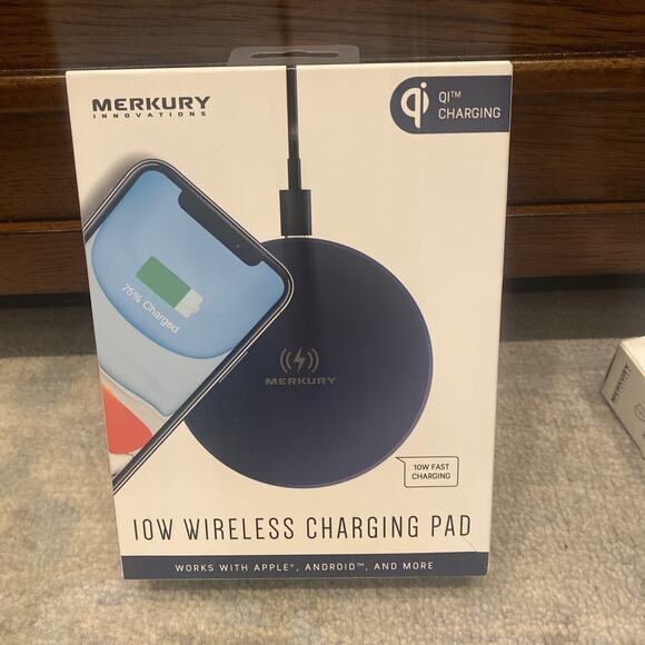 Mercury Merkury Wireless Charging Pad Black Apple Android 10W Fast Charging New - Picture 1 of 4